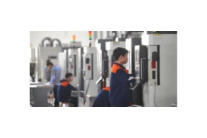 成人培训降温 低龄化编程大热