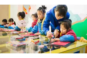 孩子什么时候学画画比较好？并不是越早学越好