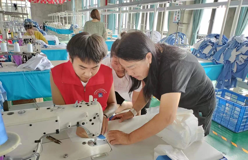 云县劳务技能培训现场。云县融媒体中心供图