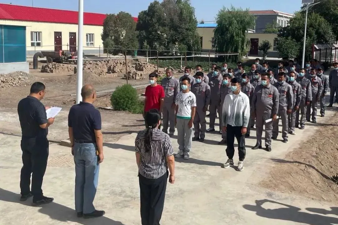 克孜勒苏乡举行农牧民实用技术学校砌筑工技能提升培训班（第四期）开班仪式