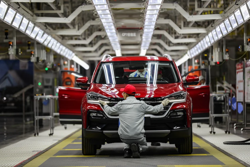 高素质的职业技术工人已经成为宜宾新兴产业发展强劲动力。宜宾人社供图